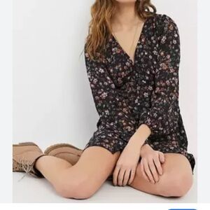 Abercrombie & Fitch Black floral dress